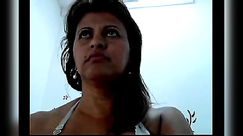 Sizzling Hot Desi Bhabhi: Revealing Her Big Boobs in Transparent White Bra!