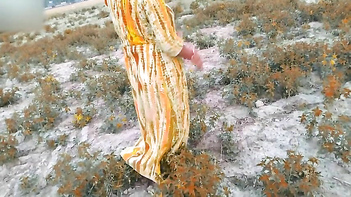 Hot Desi Bhabhi Gets Ravaged Hard Outdoors for the First Time.