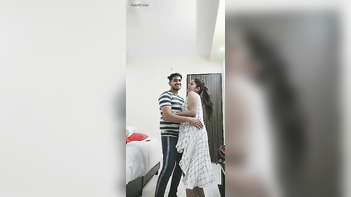 Desi Babe Dances and Shows Off Her Juicy Ass, Guaranteed to Get You Hard Fast!