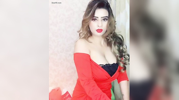 Indian Chick with Insane Tits and a Wild Pussy Shows Off Her Skills