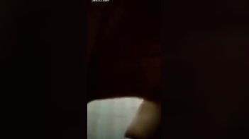 Mature Bhabi Finger Bangs Herself in the Bathroom - Wet Pussy Action
