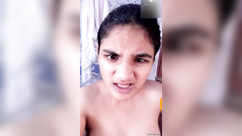 Tamil Chick Stripping Down and Showing Off Her Juicy Pussy