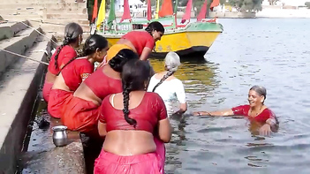 Tamil Aunties Bathing, Showing Off Massive Titties and Cunt, Wildly Horny Scenes