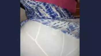 Desi Bhabhi Caught Red-Handed Sleeping in Tight Leggings, Damn She’s Juicy