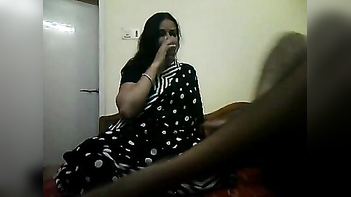 Indian Aunty Sucks Dick Like a Pro, Friend’s Wife Deep Blowjob Action