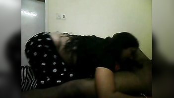 Indian Aunty Sucks Dick Like a Pro, Friend’s Wife Deep Blowjob Action