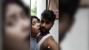 Indian Babe Reluctantly Gives In to Horny Boyfriend’s Persistent Advances