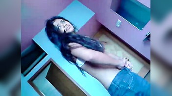 Wild Arab Slut Layla Rasheed Rides Dick Like a Champ