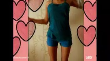 Indian Skinny Brunette Bhahi Sucks Dick Like a Pro, Making Every Second Count