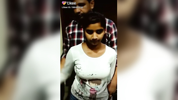 Desi Babe Shows Off Her Amazing Body in This Wild Video