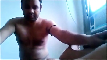 Desi Bhabhi Leaks Wild MMS Sex Scandal, Insanely Wet and Dirty Talk Included