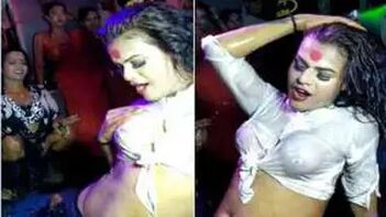 Desi Dancer Gets Soaked During Wild XXX Show In The Club