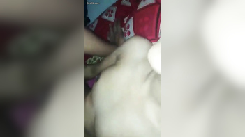 Desi Teen Sucks Dick Like a Pro, Wild Sex Session Caught on Tape