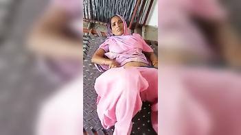 Village Bhabhi in Pink Salwar Suit Sucks Teen Boy's Dick Like a Pro