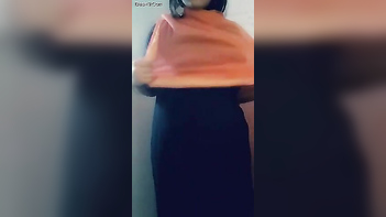 This Fucking Hot Indian Milf Strip Down and Flaunt Her Juicy Curves.