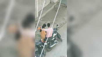 Amazing Desi Couple Caught in Hot Outdoor Action - Clear HD Quality Video