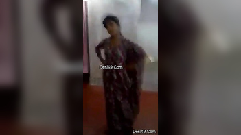 Cameraman Gets Wild With Hot Desi Amateur Slut While Filming Her Pussy