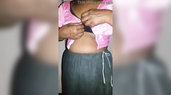 Babe Rides Dick Like a Pro, Sucking and Moaning Loud as Hell