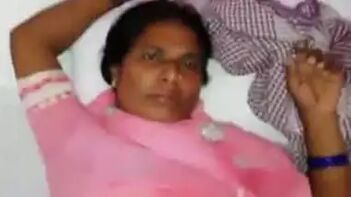Busty Aunty from Next Door Village Gets Pounded in Leaked MMS