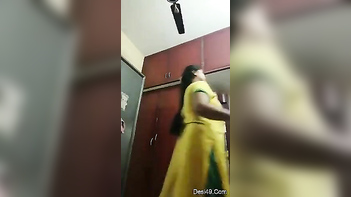 Camera Catches Naked Indian Chick Getting Wild And Dirty In The Act