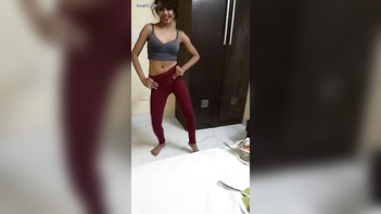 Desi Babe Dances Like a Wildcat in Hotel Room - Pussy Teasing Extraordinaire