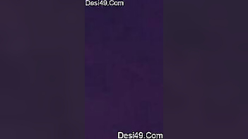 Desi Chick’s Pussy Freaking Craves Some Serious Finger Action Right Fucking Now