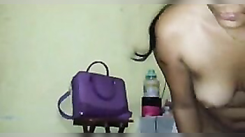 Indian Chick Gets Pounded By Her Lover In Wild Sex Session