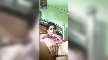 Chick Teasing on Cam, Sucking Dick and Cuming Hard, Damn That Pussy