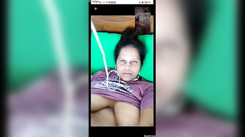 Desi Mom Flaunts Sagging Tits to Horny Wanker, Making Him Explode Instantly