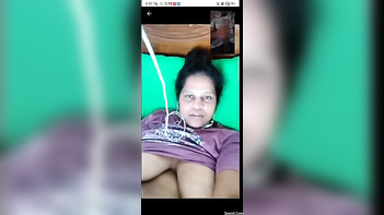 Desi Mom Flaunts Sagging Tits to Horny Wanker, Making Him Explode Instantly