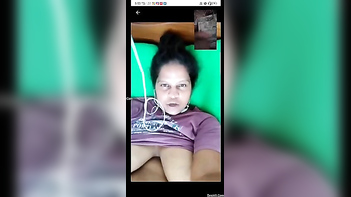 Desi Mom Flaunts Sagging Tits to Horny Wanker, Making Him Explode Instantly