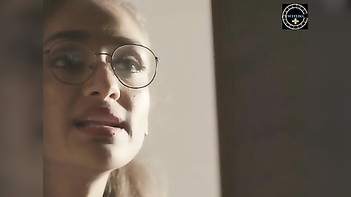 Chick Gets Pounded by Detective in Sexy Jasoos Scene, Damn That Was Intense