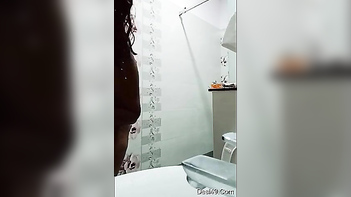 Desi Bitch Gets Soaking Wet and Films Her Dirty Bath Time.