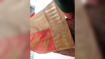 Desi Village Slut Spreads Her Wet Pussy Wide Open for Your Pleasure