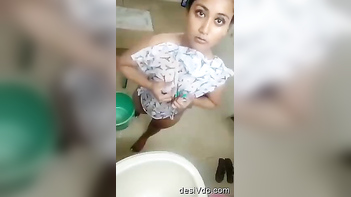 Filthy Hot Model's Nude MMS Videos Leaked - Her Get Fucked Hard and Creamed On!