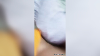 Horny Dhaka Bhabi Gets Her Tight Pussy Hammered Hard in Leaked MMS Video.