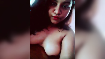 Filthy Desi Slut's Sizzling Selfie Video Teasing and Pleasuring Her Boyfriend.