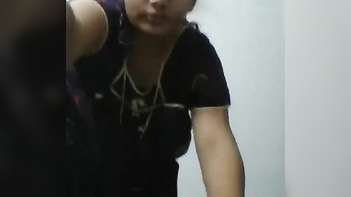 Desi Babe Shows Off Her Juicy Curves and Tight Pussy in Juiciest Nude Scene Ever