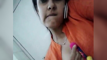 Filthy Desi Babe Gets Nasty in the Bathroom After a Long Day at Work