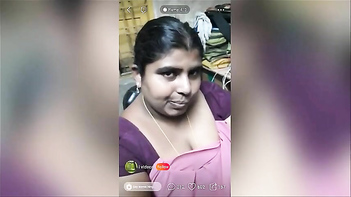 Fiery Indian Webcam Babe's Wild Debut - Screaming, Squirting, and Cumming Hard!