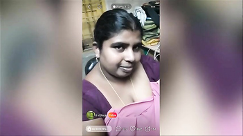 Fiery Indian Webcam Babe's Wild Debut - Screaming, Squirting, and Cumming Hard!