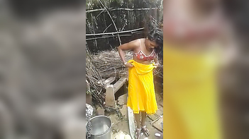 Desi Pervert Films Hot Babe Changing Clothes, Catching Every Naughty Detail!