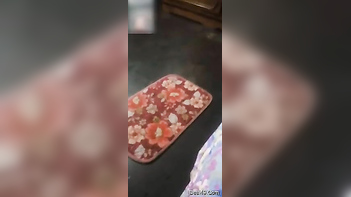 Desi Mom Shows Off Her Tits in Raw, Uncensored Solo Sex Clip