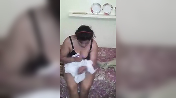 Desi Babe Shows Off Massive Titties While Writing on Hand, So Goddamn Sexy.