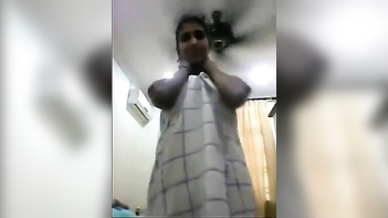 Desi Bitch Teases in a White Towel, Slowly Stripping for Horny Fuckers.