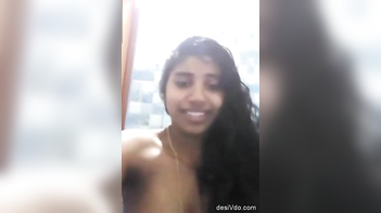 Tamil Bitch Fucking Herself Senseless While Soaping Up in the Shower