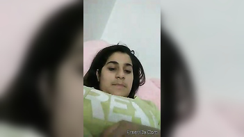 Fiery Indian Babe Flaunts Her Tempting XXX Boobs and Gets Wild on Camera.