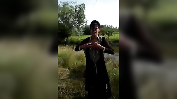 This Indian Babe Flash Her Juicy Natural Tits Outdoors on Camera!