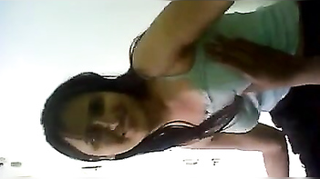 Desi Girl Eagerly Lets Man Grope Her XXX Boobs in Steamy Encounter