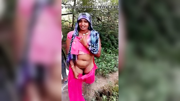 Desi slut gets pounded hard in a wild open-air sex MMS leak!